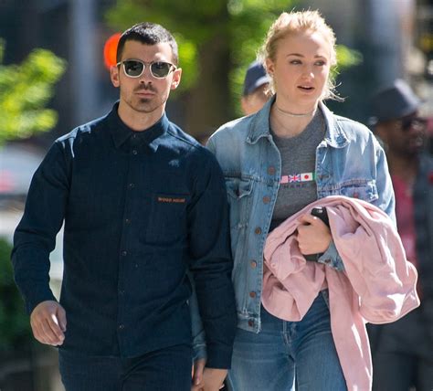 sophir turner|sophie turner girlfriend.